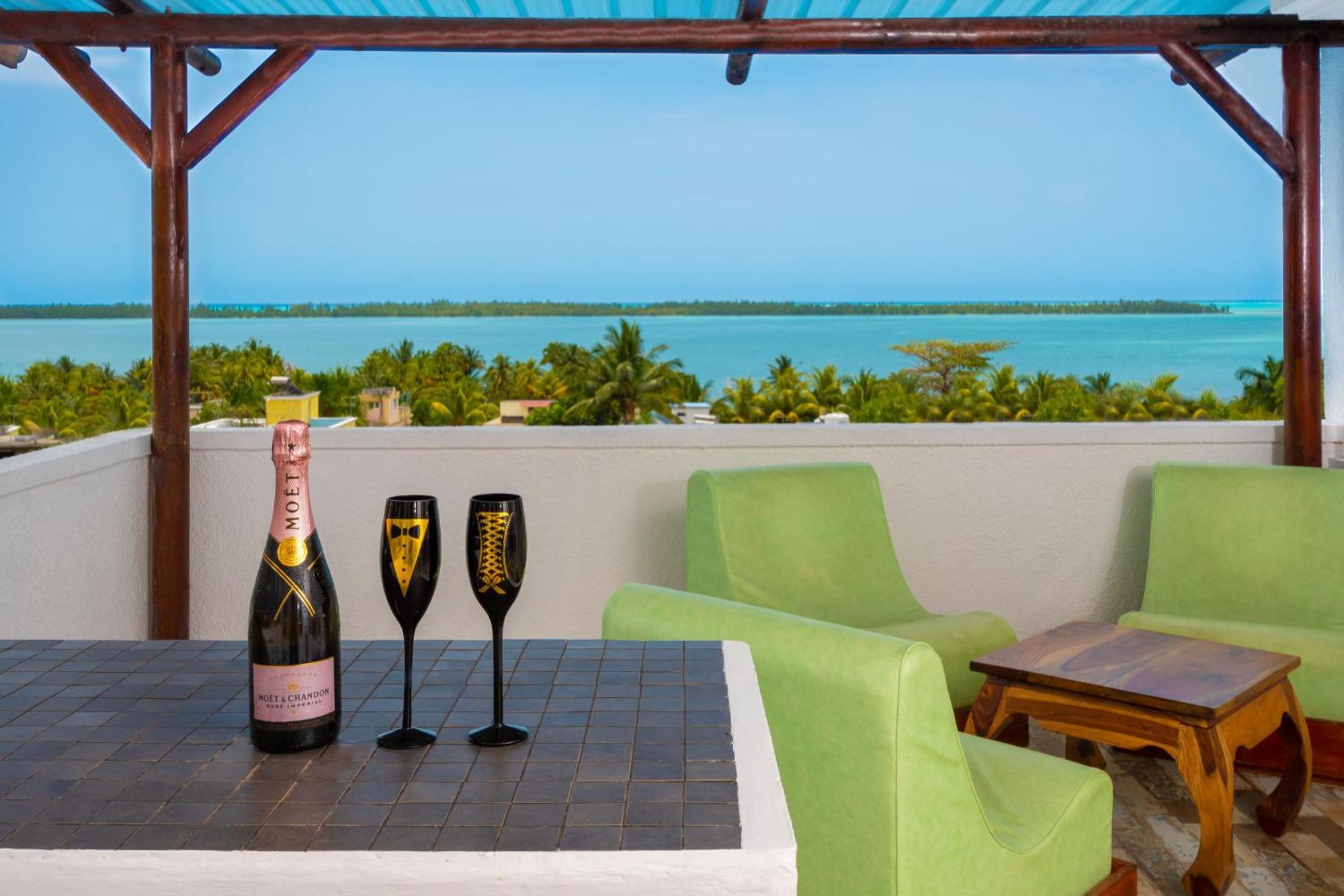 Twakila Sunset Suites La Gaulette Luaran gambar